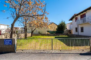 2-Bedroom Apartment in Vir (Prezida) for Up to 5