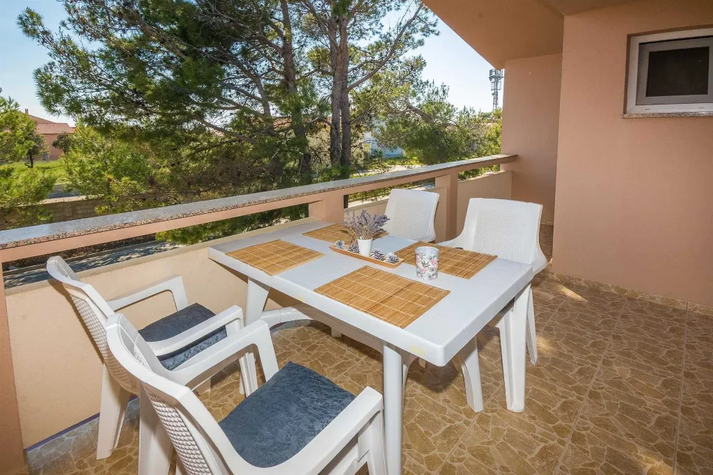 Apartment in Vir for 4 Guests