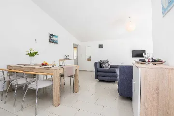 Apartment in Vir for 4 Guests