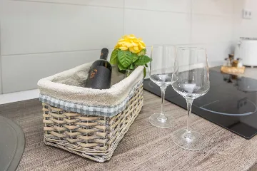 Apartment for 2-4 in quiet Vir area