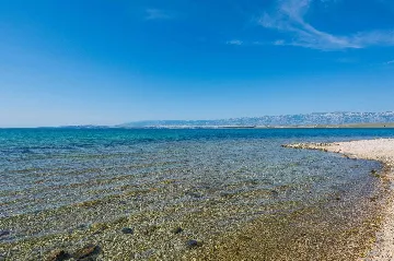 Vir Slatina Beachfront Apartment for 4 Guests