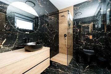 Apartment in Vir for 4–6 Guests with Pool