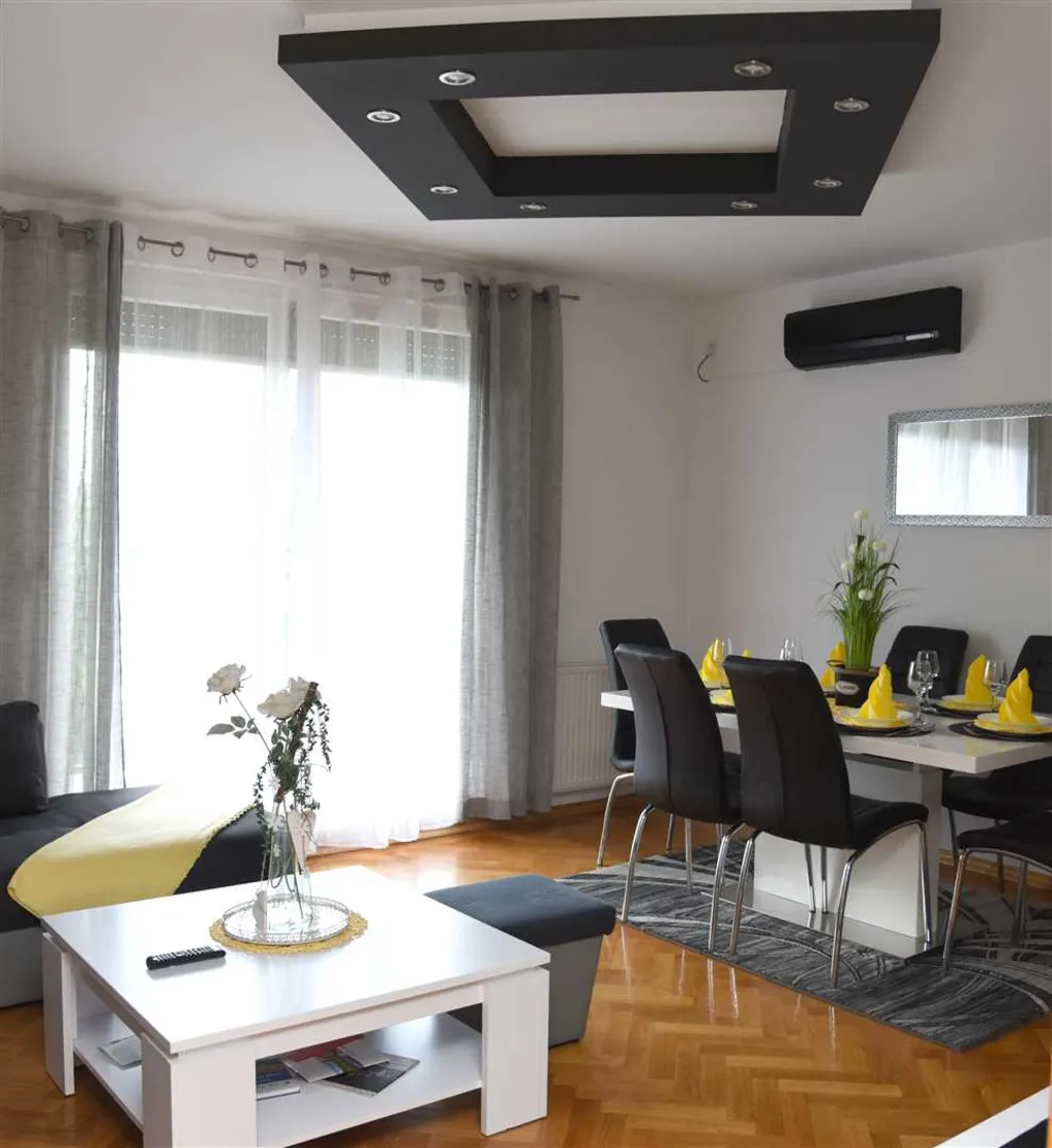 Apartman Elly****