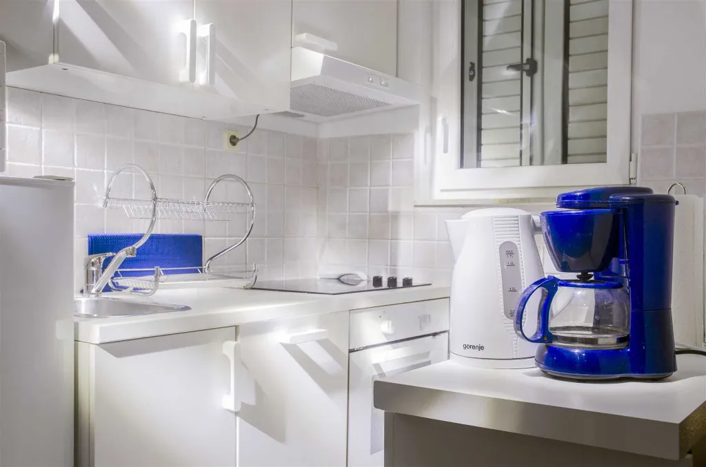Apartman s balkonom na 1. katu