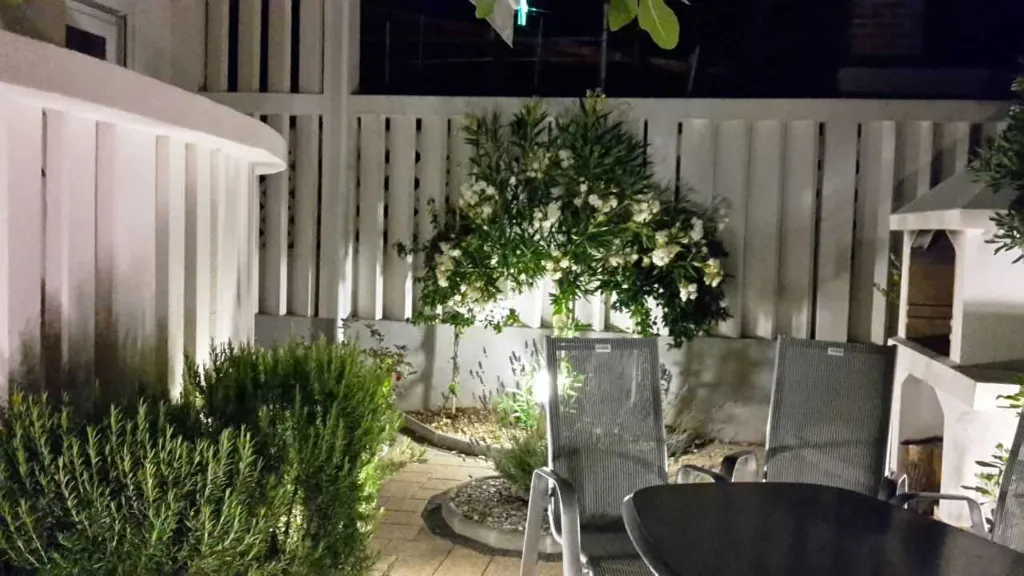 Apartman s balkonom na 1. katu