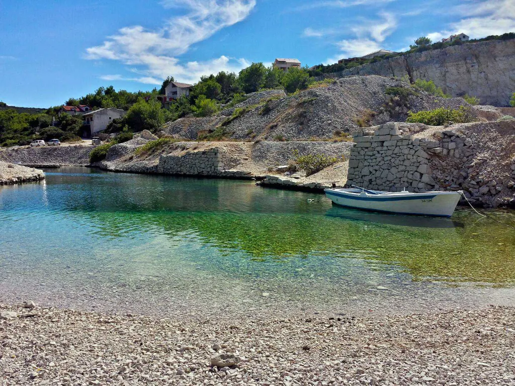 Kuća za odmor u Povlja, otok Brač, uvala Tičja Luka