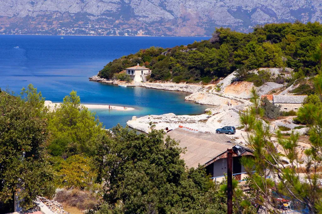 Kuća za odmor u Povlja, otok Brač, uvala Tičja Luka