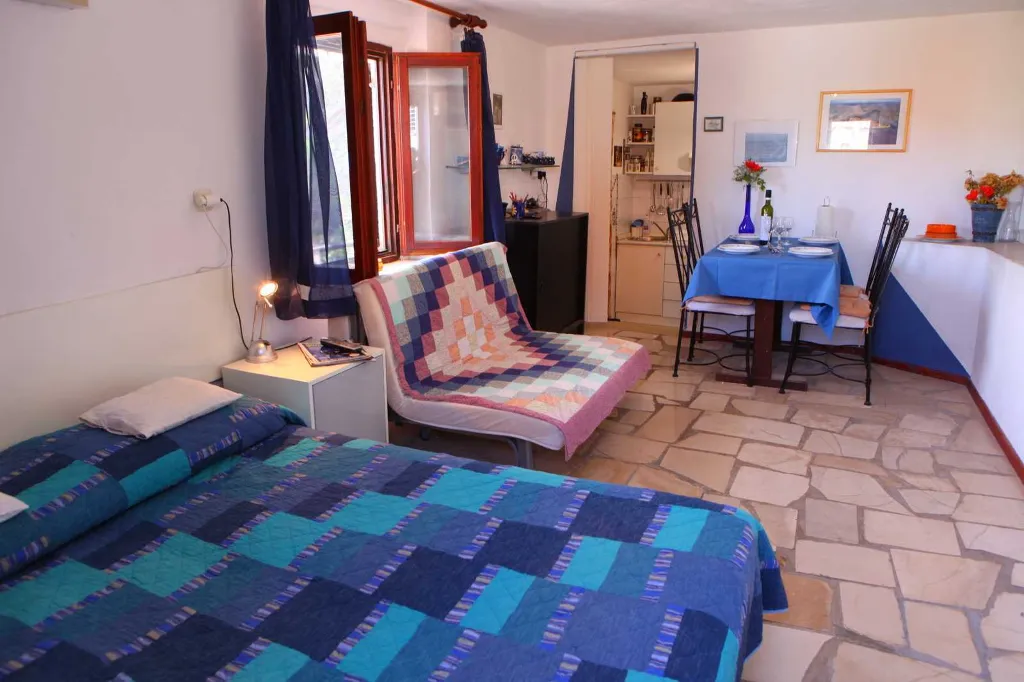 Kuća za odmor u Povlja, otok Brač, uvala Tičja Luka