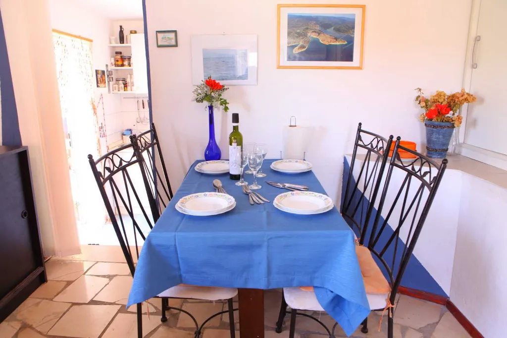 Kuća za odmor u Povlja, otok Brač, uvala Tičja Luka