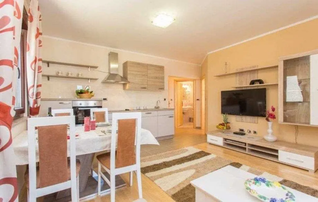 Apartmani Stefano app2 56m2,Vantačići