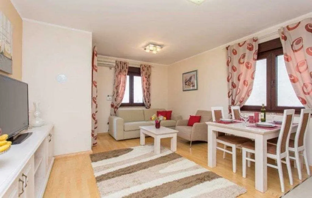 Apartmani Stefano  app4 56m2, Vantačići