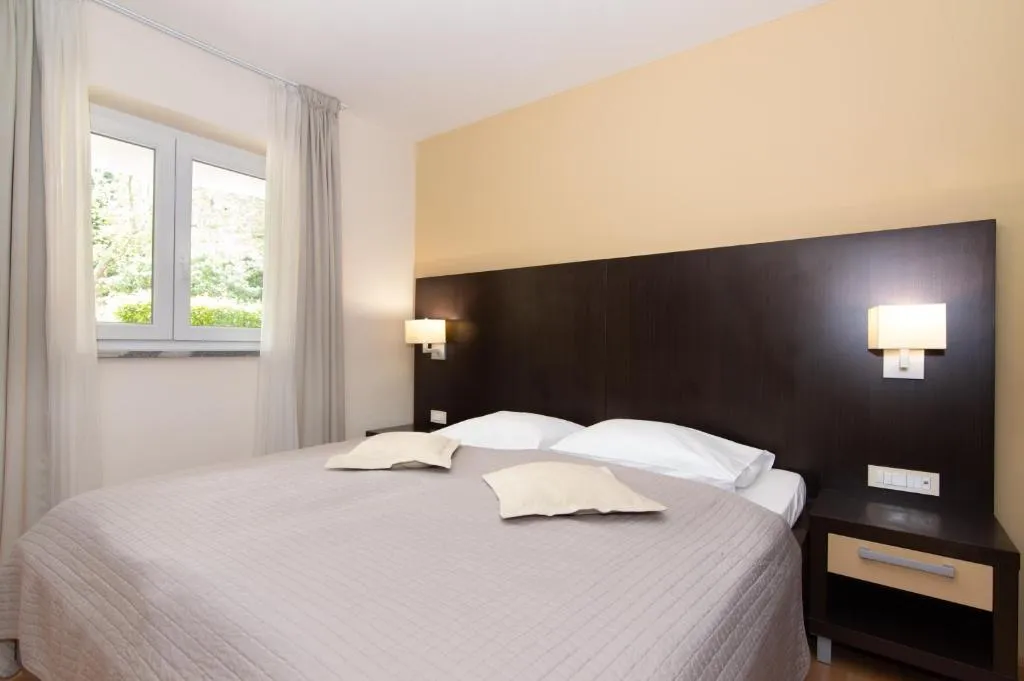 Two-Bedroom Apartment in Portorož with Parking