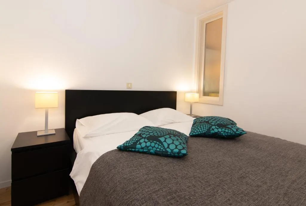 Two-Bedroom Apartment in Portorož with Parking