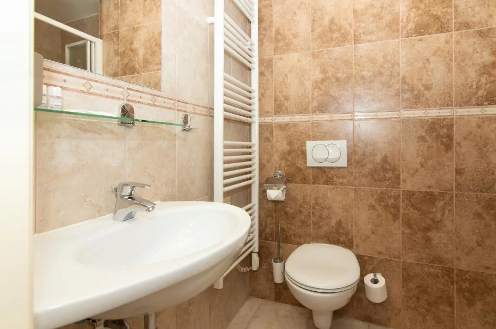 Two-Bedroom Apartment in Portorož with Parking