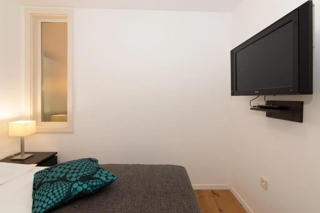 Two-Bedroom Apartment in Portorož with Parking