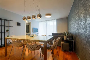 Two-Bedroom Apartment with Garage in Portorož
