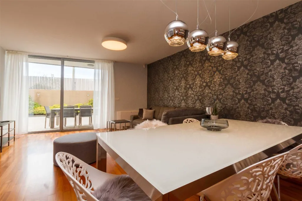 Two-Bedroom Apartment with Garage in Portorož