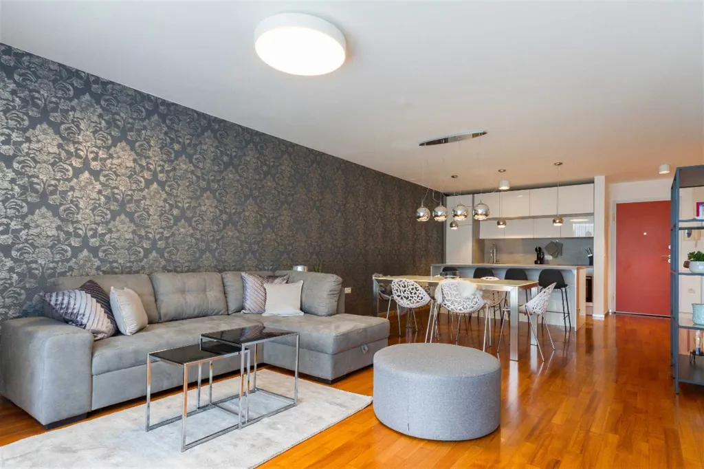 Two-Bedroom Apartment with Garage in Portorož