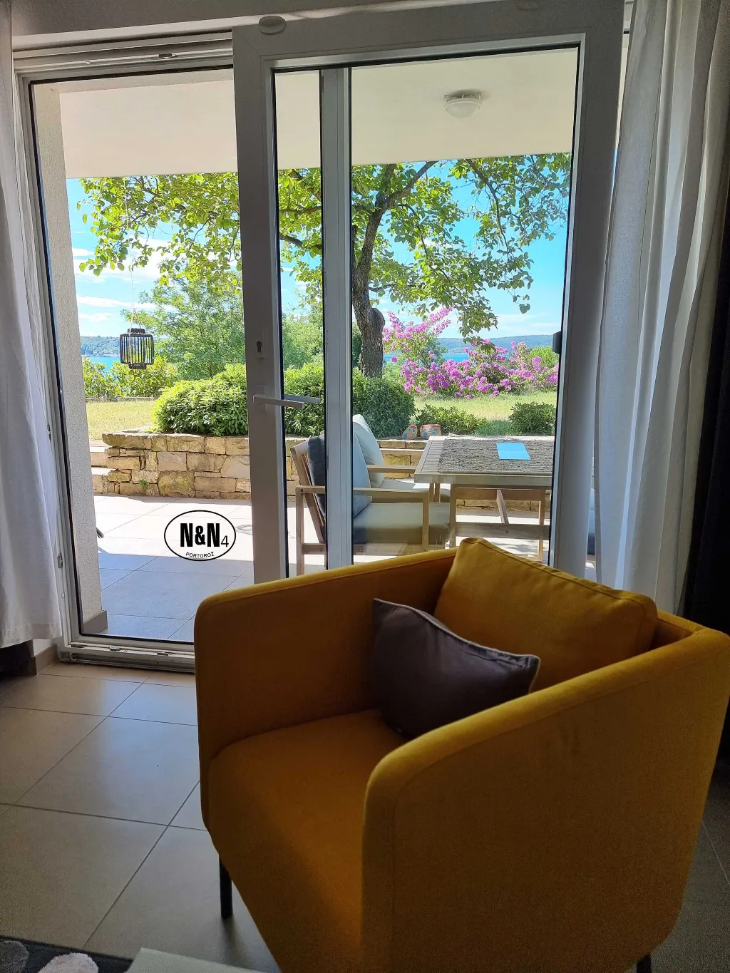 Deluxe 1-Bedroom Apartment with Terrace in Portorož