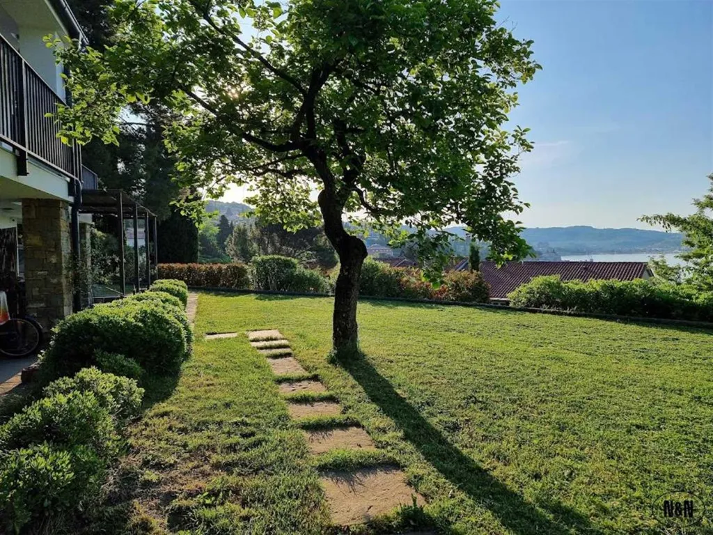 Deluxe 1-Bedroom Apartment with Terrace in Portorož