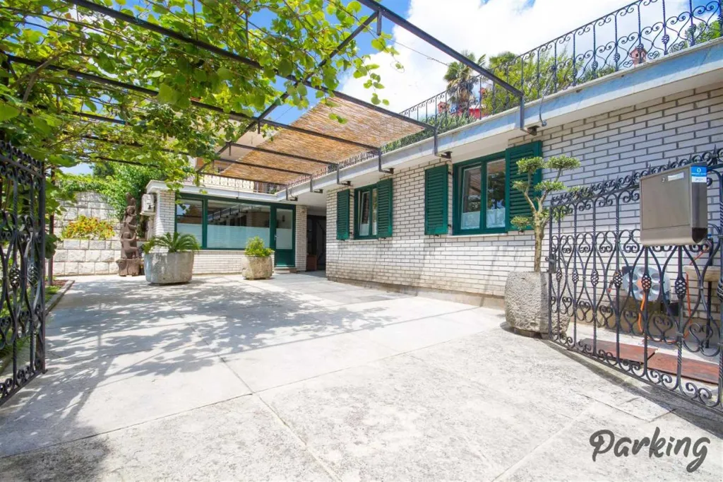 Portorož 1-Bedroom Apartment with Terrace for 3