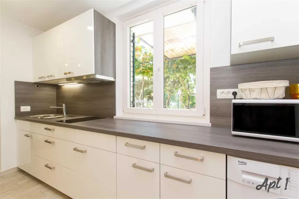 Portorož 1-Bedroom Apartment with Terrace for 3