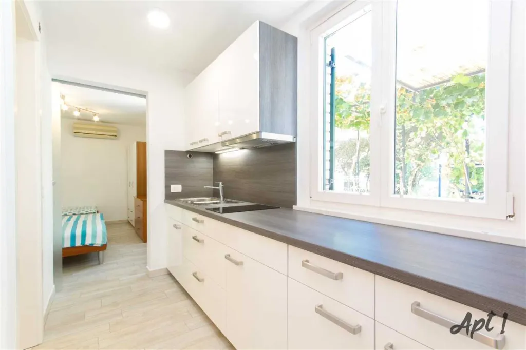 Portorož 1-Bedroom Apartment with Terrace for 3