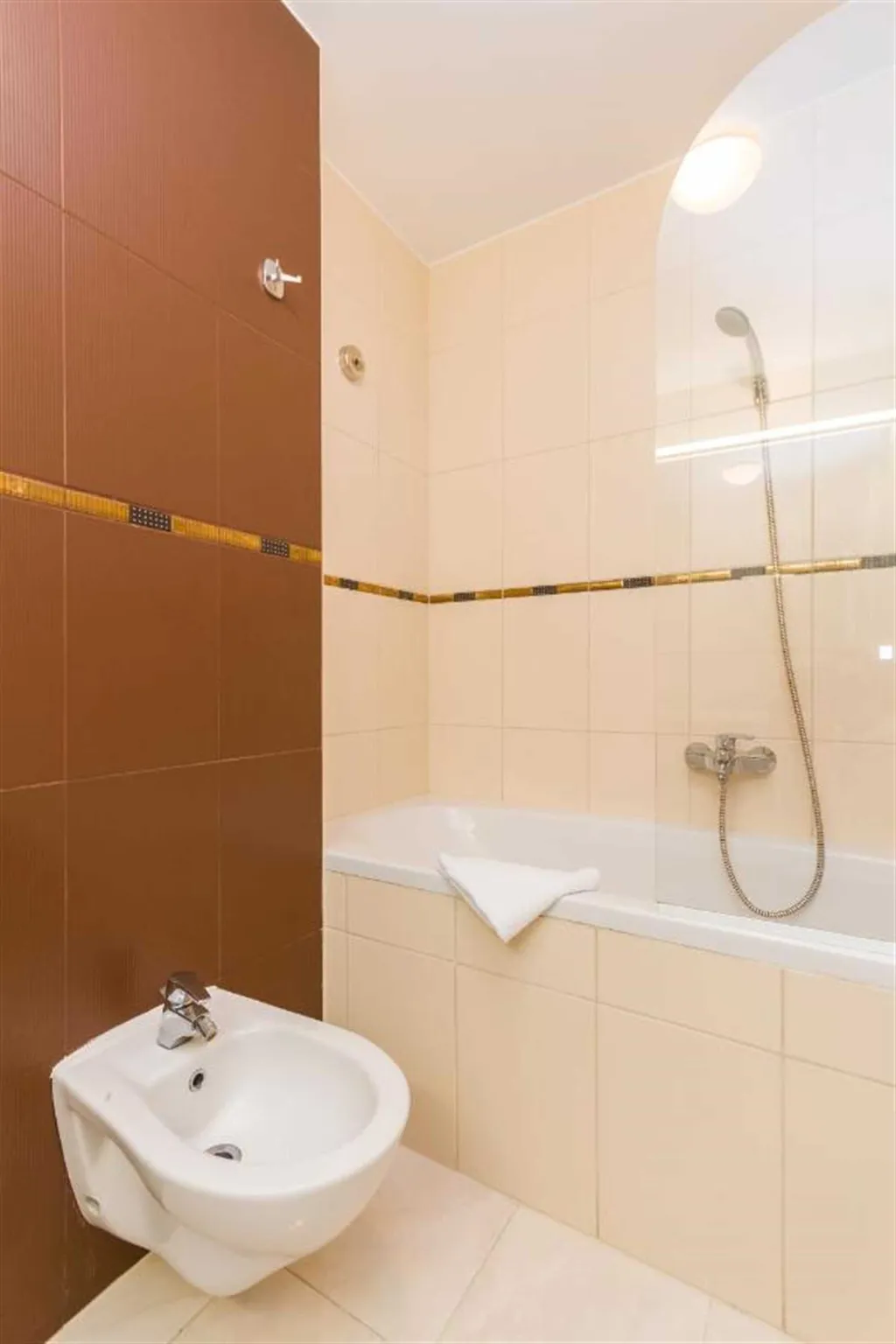 Portorož One-Bedroom Apartment for Up to 4 Guests