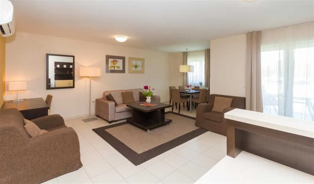 Portorož One-Bedroom Apartment for Up to 4 Guests