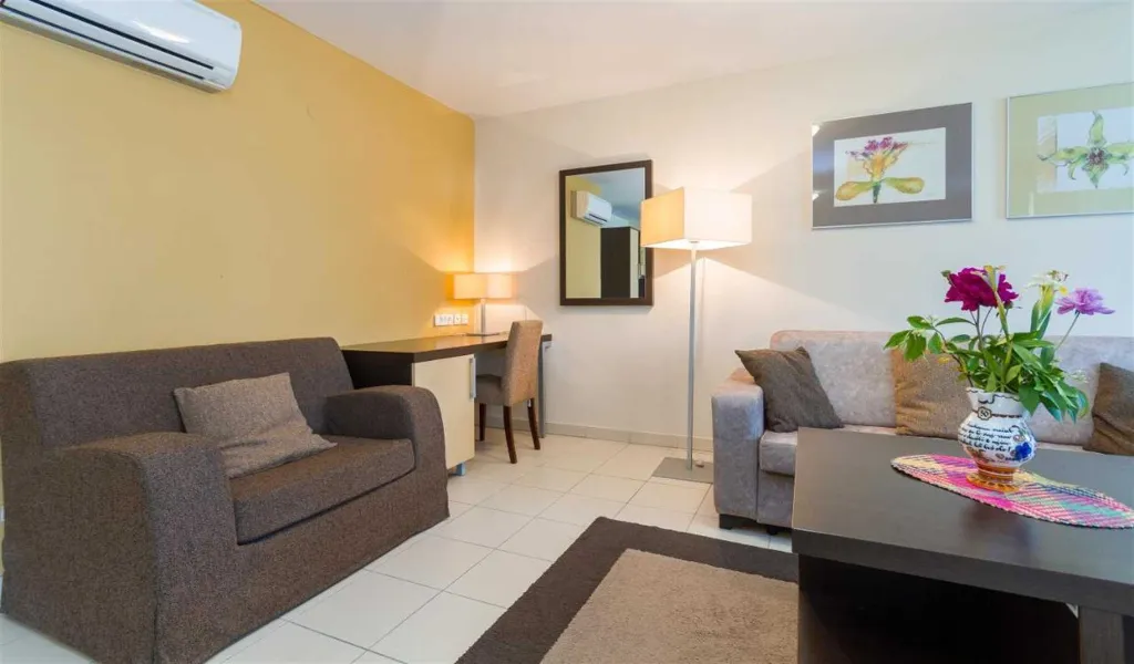 Portorož One-Bedroom Apartment for Up to 4 Guests