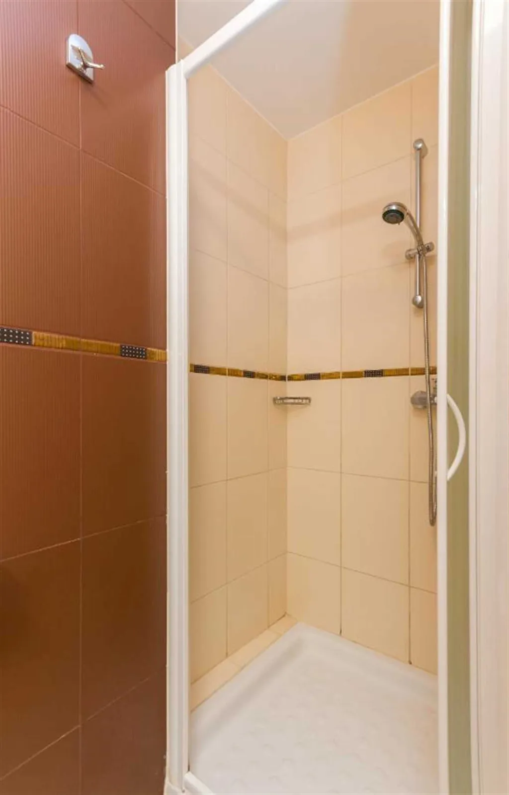 Portorož One-Bedroom Apartment for Up to 4 Guests