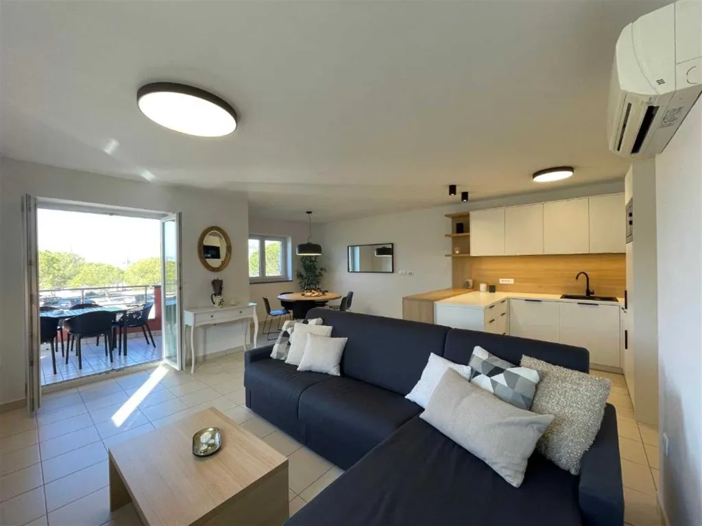 2-Bedroom Apartment in Portorož with Sea-View Balcony