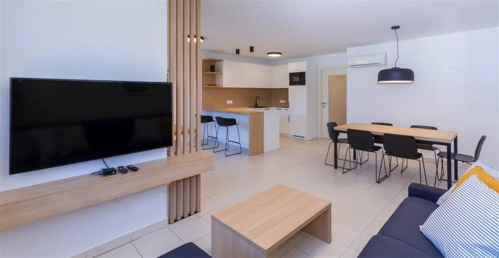 One-Bedroom Apartment with Balcony & Sea Views, Portorož