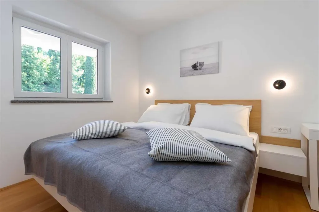 One-Bedroom Apartment with Balcony & Sea Views, Portorož