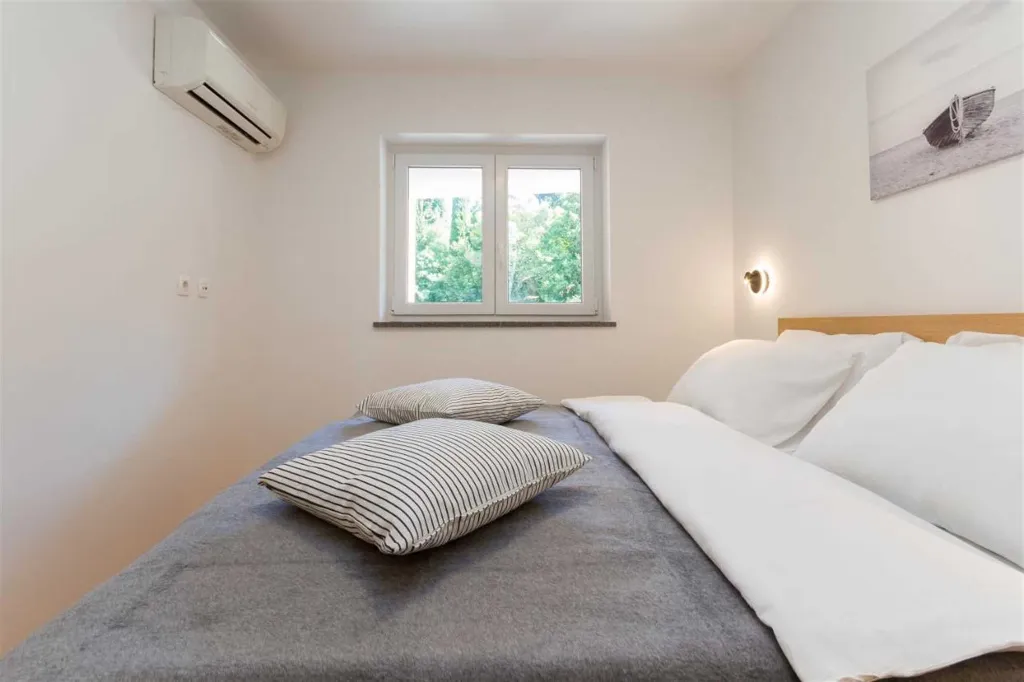 One-Bedroom Apartment with Balcony & Sea Views, Portorož