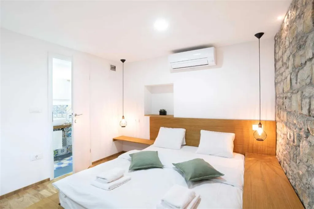 Portorož Holiday House for 8 Guests