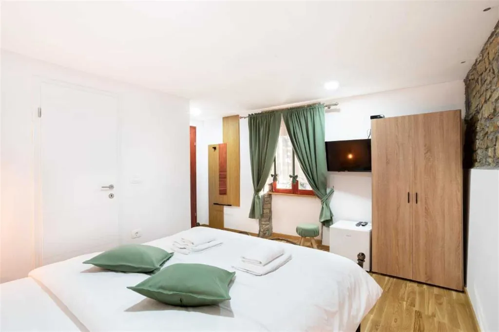 Portorož Holiday House for 8 Guests