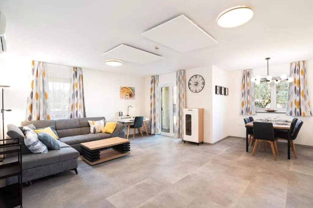 Two-Bedroom Apartment in Portorož with Terrace