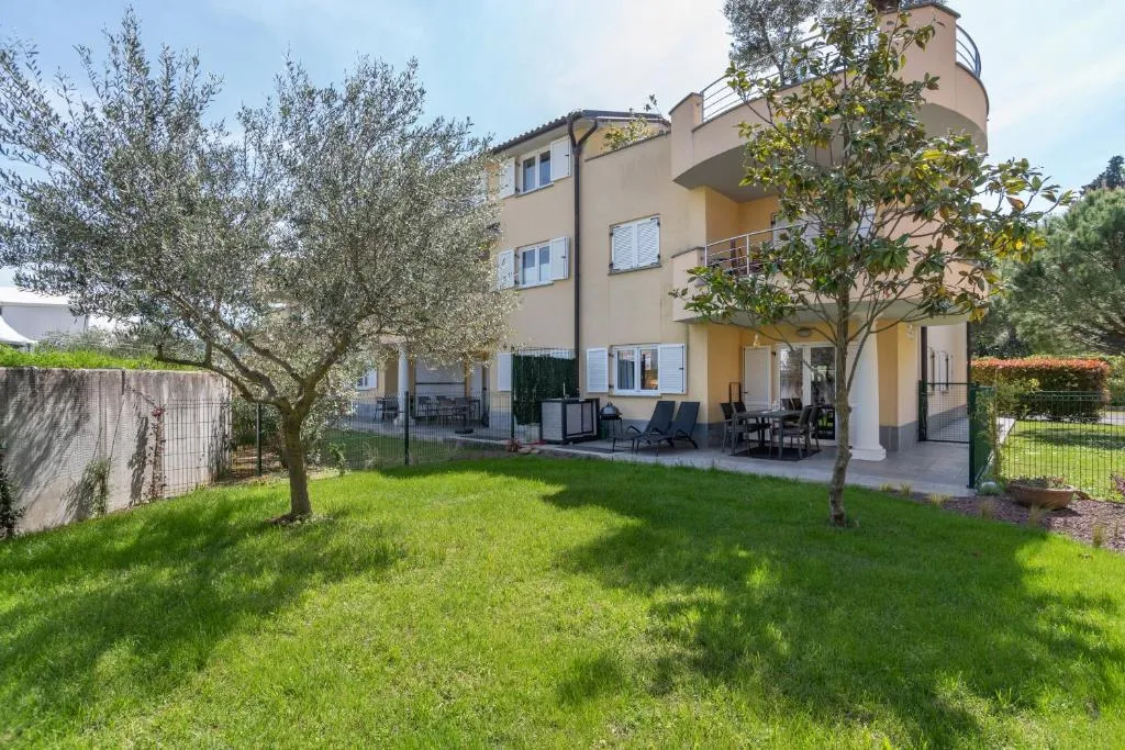 Two-Bedroom Apartment in Portorož with Terrace