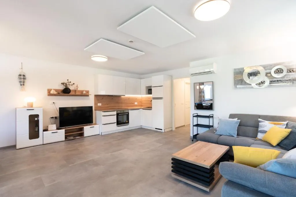 Two-Bedroom Apartment in Portorož with Terrace