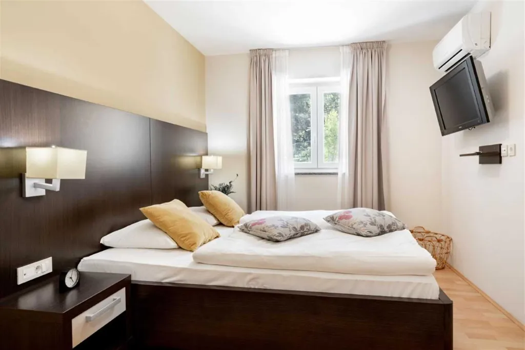 1-Bedroom Apartment in Portorož with Terrace