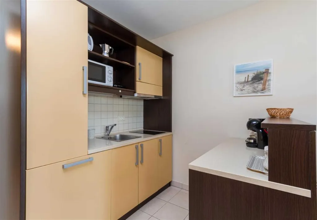 Portorož One-Bedroom Apartment with Balcony for 4