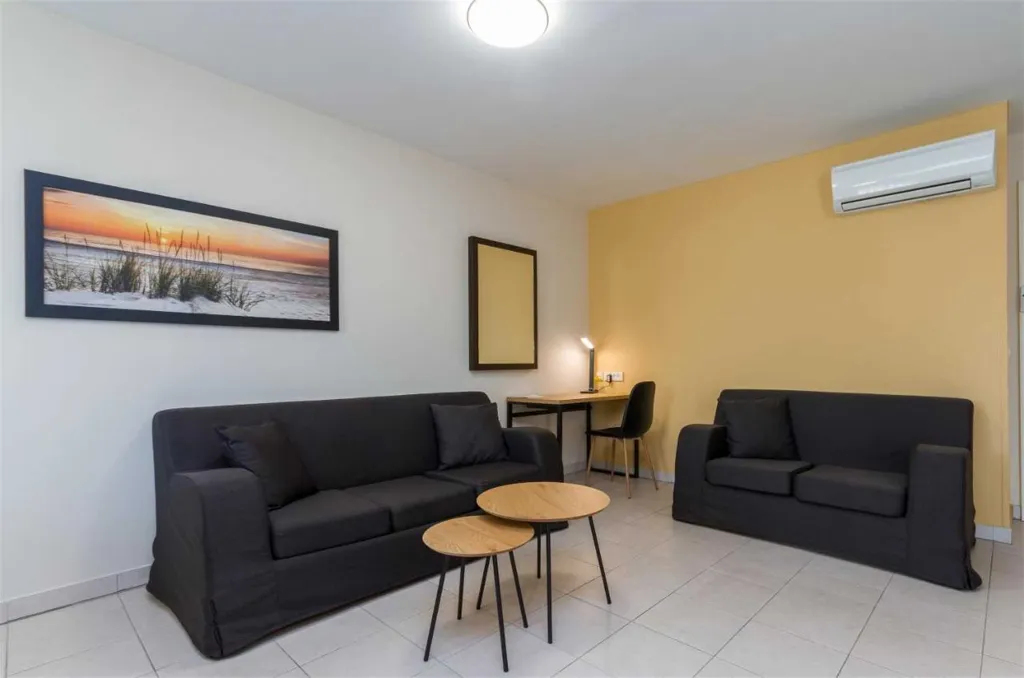 Portorož One-Bedroom Apartment with Balcony for 4