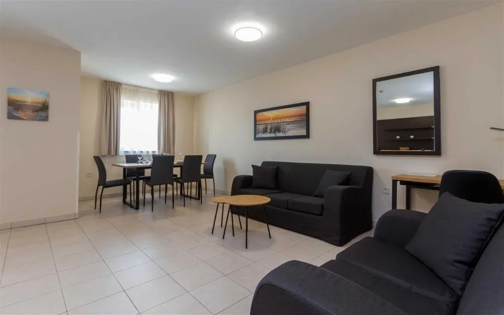 Portorož One-Bedroom Apartment with Balcony for 4