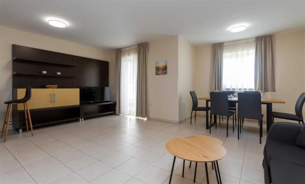 Portorož One-Bedroom Apartment with Balcony for 4