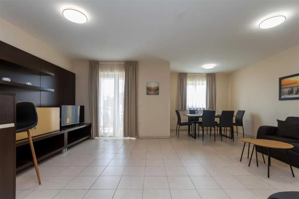 Portorož One-Bedroom Apartment with Balcony for 4