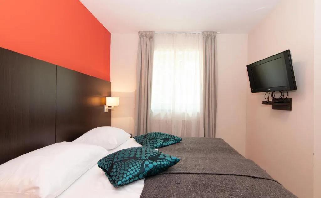 Two-Bedroom Apartment with Balcony in Portorož