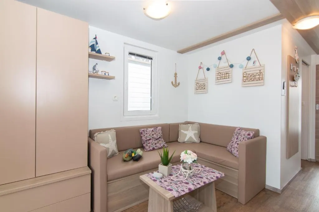 2-Bedroom Floating House Boat in Portorož