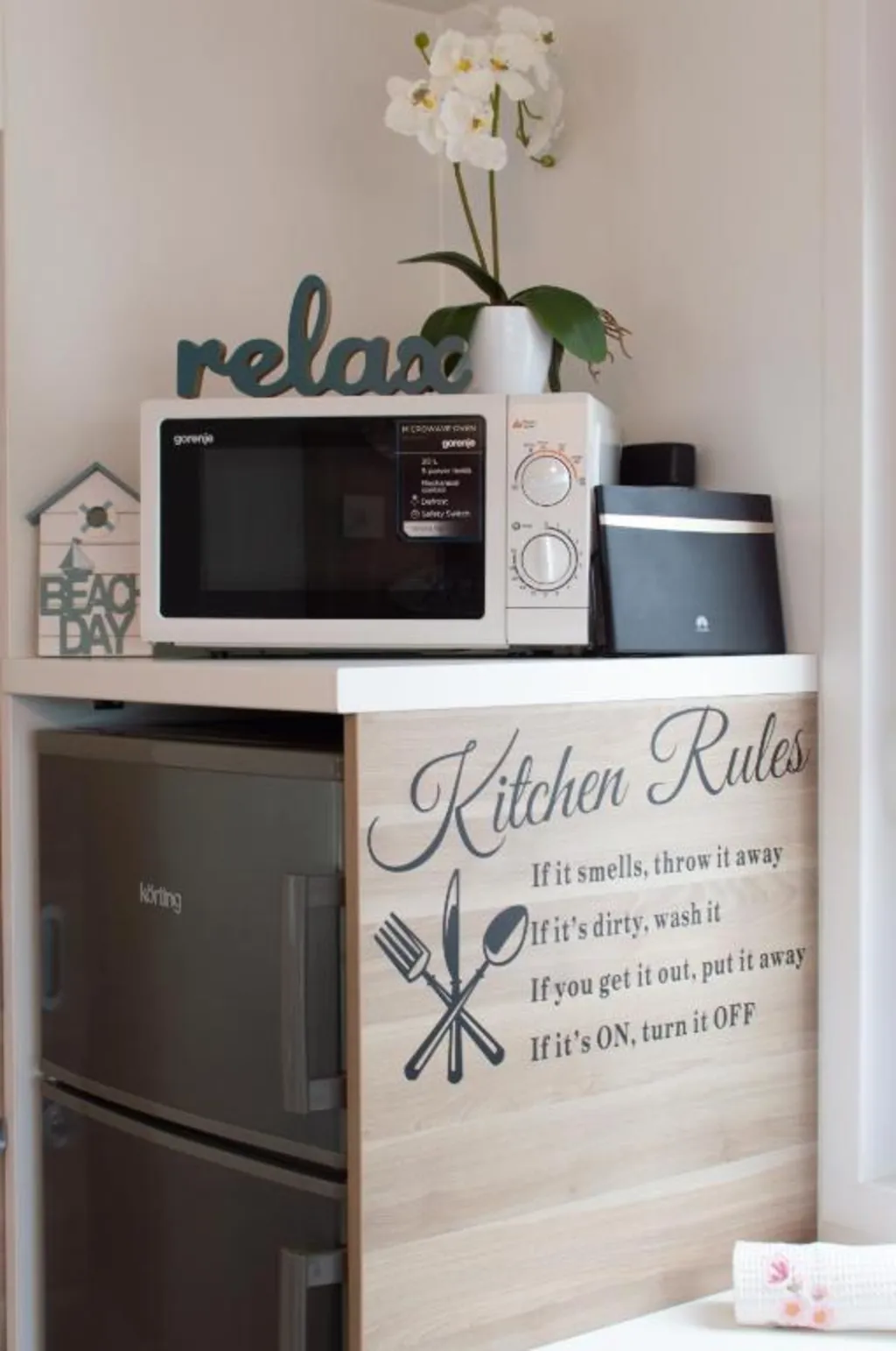 2-Bedroom Floating House Boat in Portorož