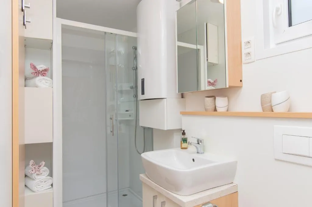 Portorož Houseboat for 4 Guests